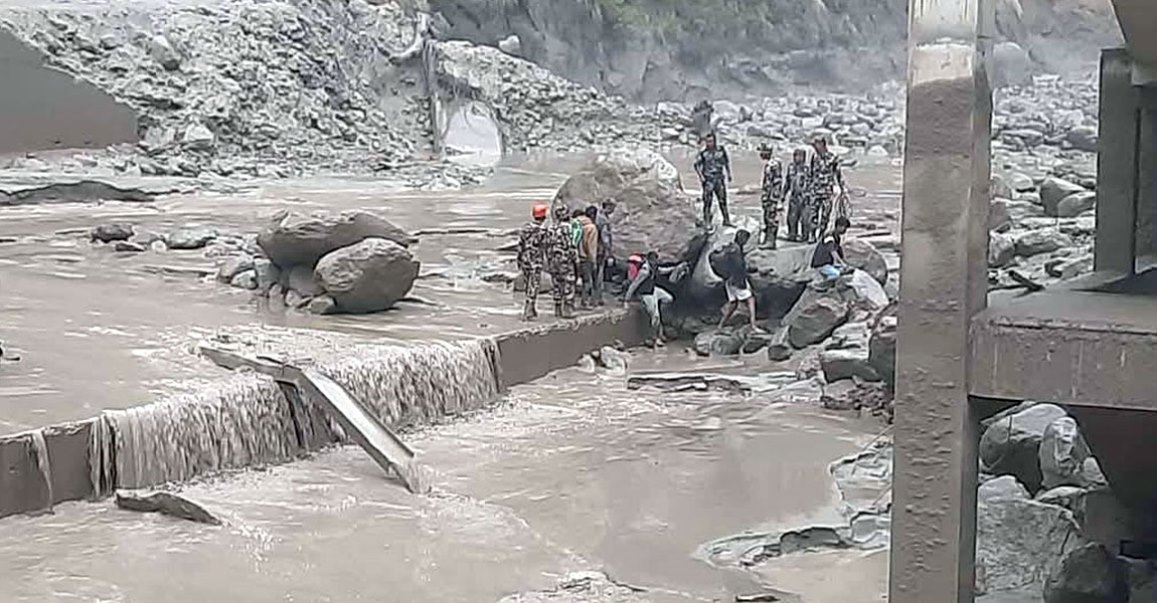 रसुवा बाढी