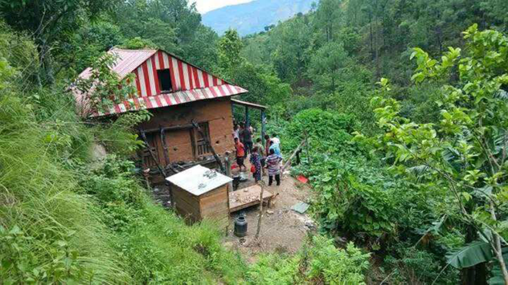 सिन्धुलीको सम्पर्कविहीन परिवार