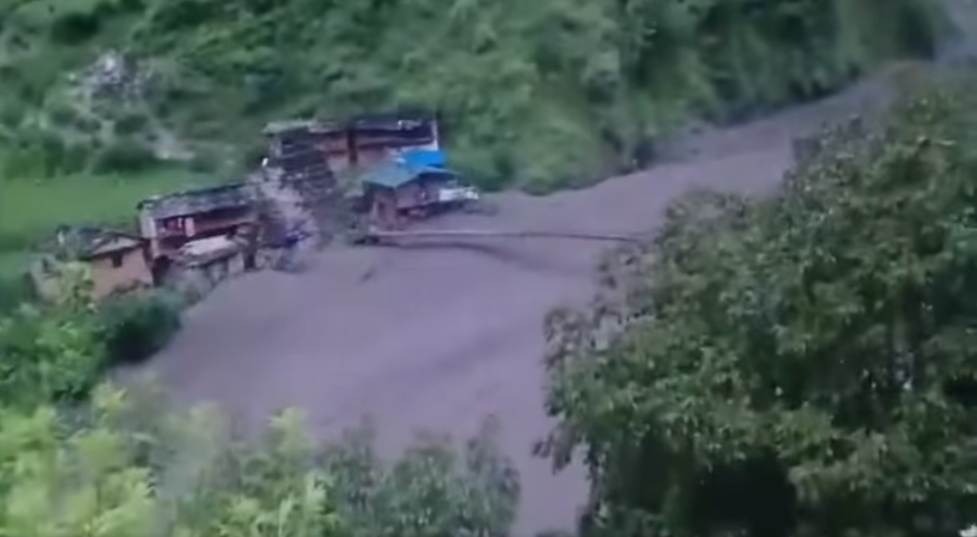 बाजुरा बाढी