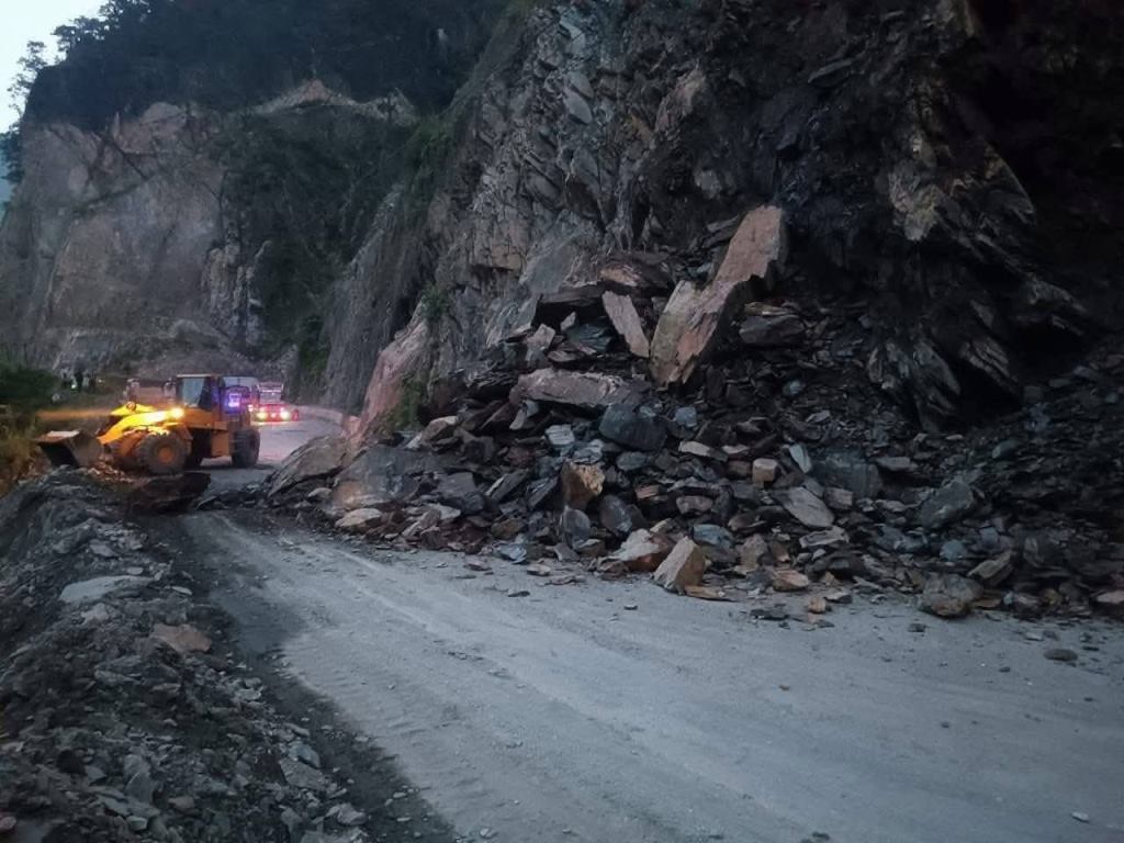 नारायणगढ–मुग्लिन सडकखण्ड