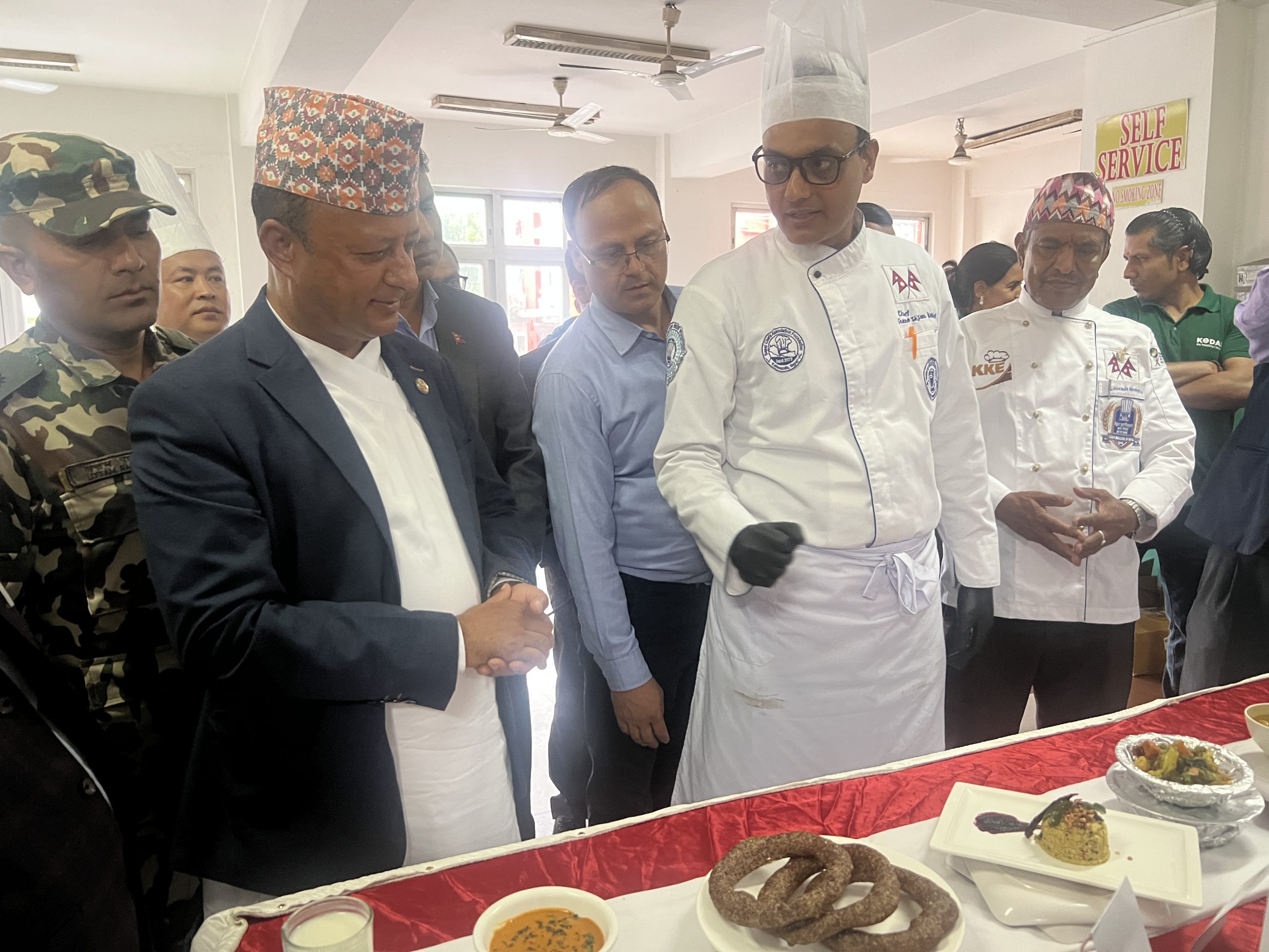 सिंहदरबारमा भोजनलिपि स्वादद्वारा १० परिकारको प्रदर्शन