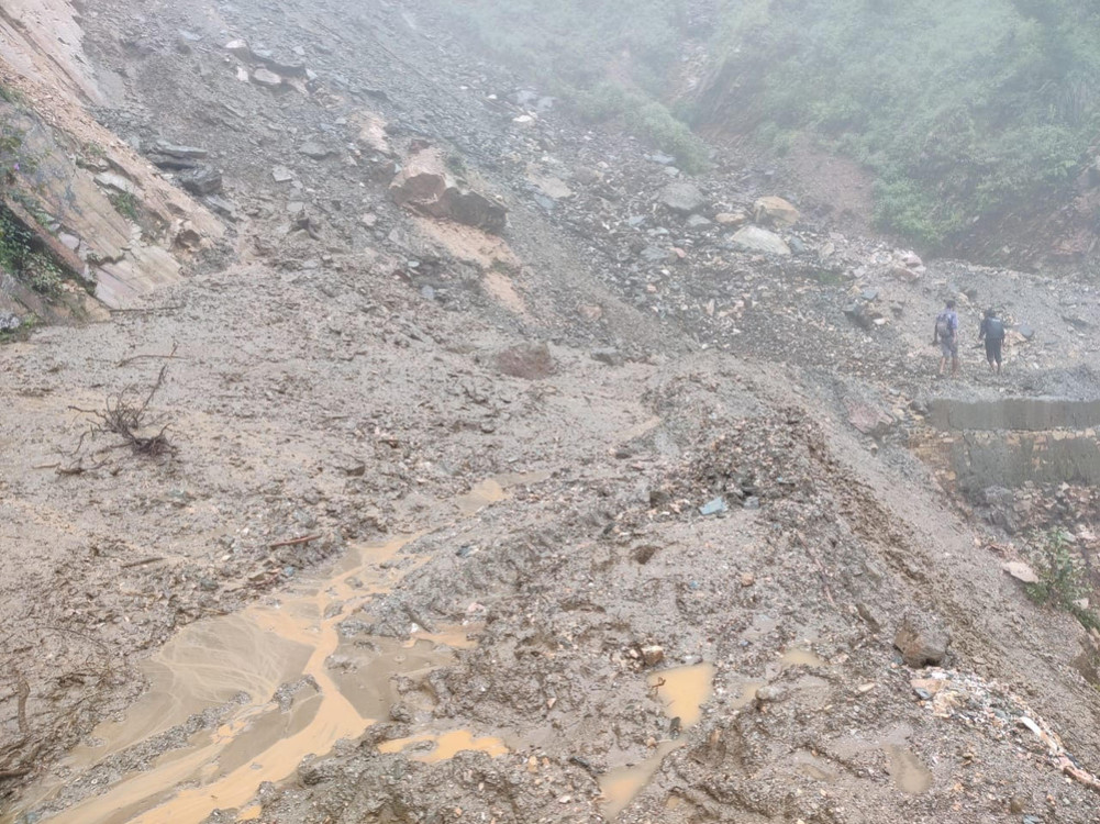 दार्चुला-गोकुेलेश्वर सडक