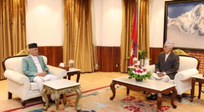 राष्ट्रपति पौडेललाई भेट्न प्रधानमन्त्री ओली शीतल निवासमा