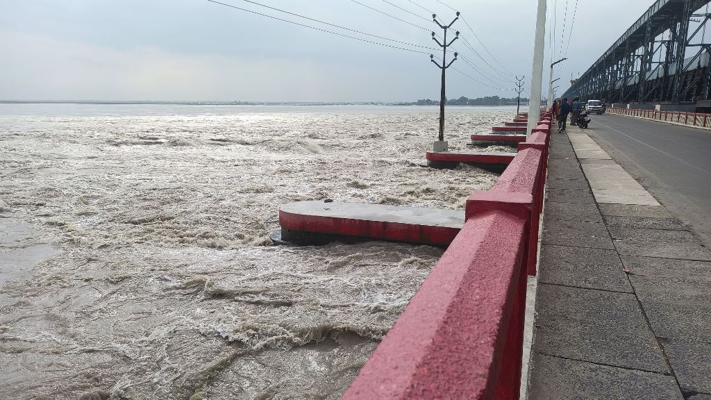 पानीको बहाव