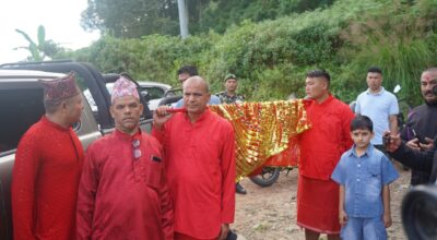 फूलपाती पठाइयो