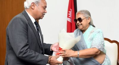 प्रधानमन्त्री कार्कीसँग भारतीय राजदूतको शिष्टाचार भेट