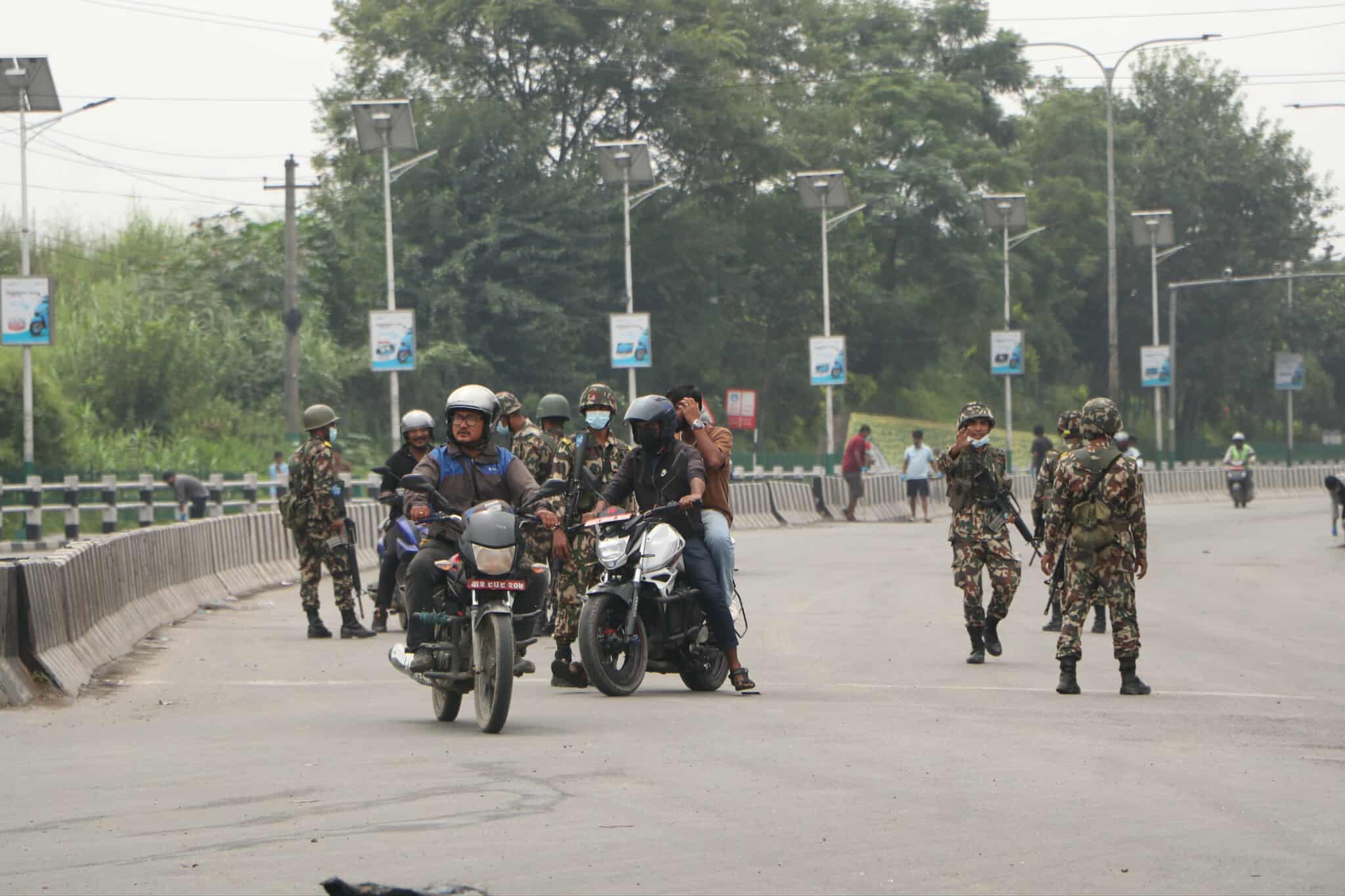 हट्यो कर्फ्यू र निषेधाज्ञा