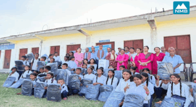 एनएमबि बैंकद्वारा स्कुल ब्याग र वाटर डिस्पेन्सर हस्तान्तरण