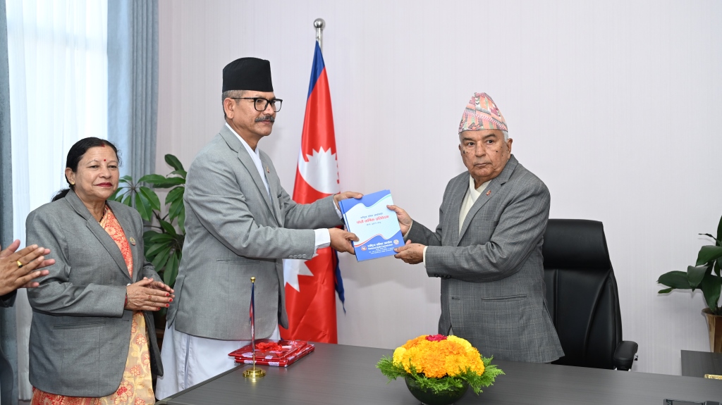 राष्ट्रपतिसमक्ष दलित आयोगको वार्षिक प्रतिवेदन पेस