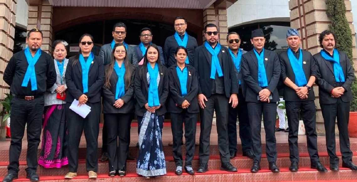 रास्वपाका सबै सांसदले दिए सामूहिक राजीनामा