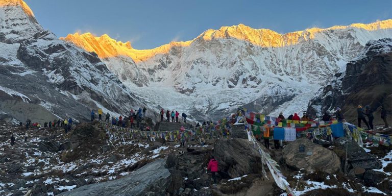 अन्नपूर्ण आधार शिविर