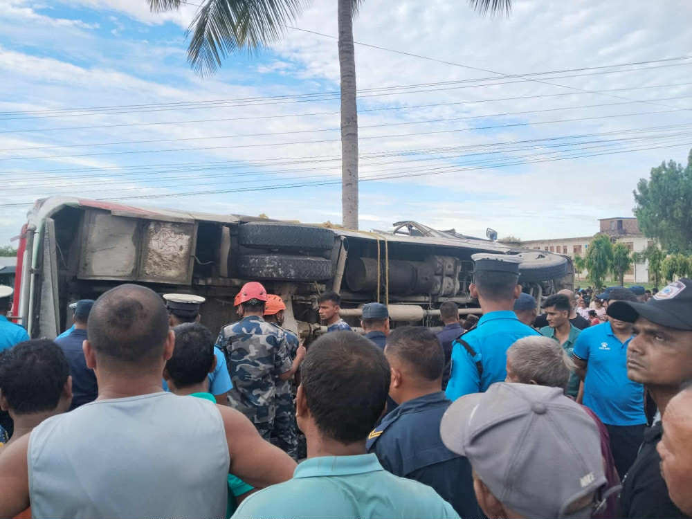 बस दुर्घटना