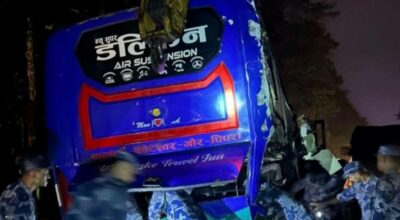 चितवनमा बस दुर्घटना