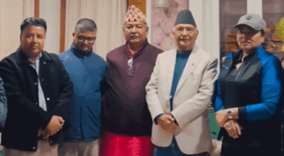 रामकुमारी झाँक्री एमाले अध्यक्ष ओलीलाई भेट्न पुगिन् गुण्डु