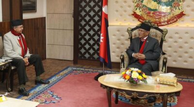 पूर्वप्रधानमन्त्रीद्वय प्रचण्ड र झलनाथ खनालबीच भेटवार्ता