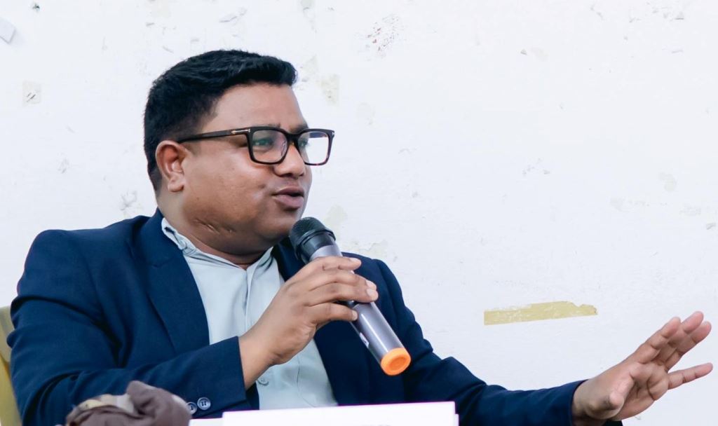 सन्तोष परियार