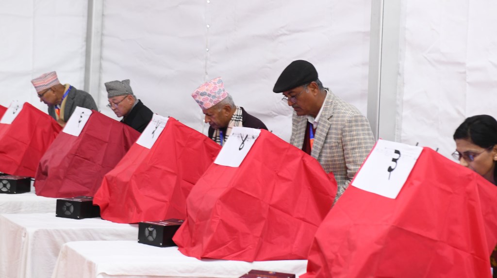 एमाले महाधिवेशनमा सकियो मतदान