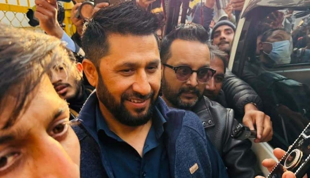 रवि लामिछाने