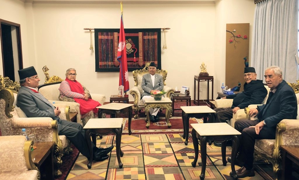 राष्ट्रपति पौडेलसँग प्रधानमन्त्रीसहित तीन दलका शीर्ष नेताको भेट
