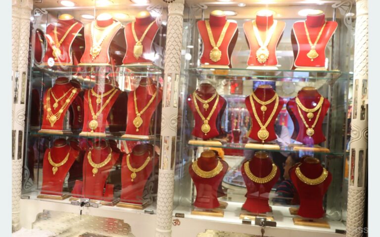 बढेकोबढ्यै