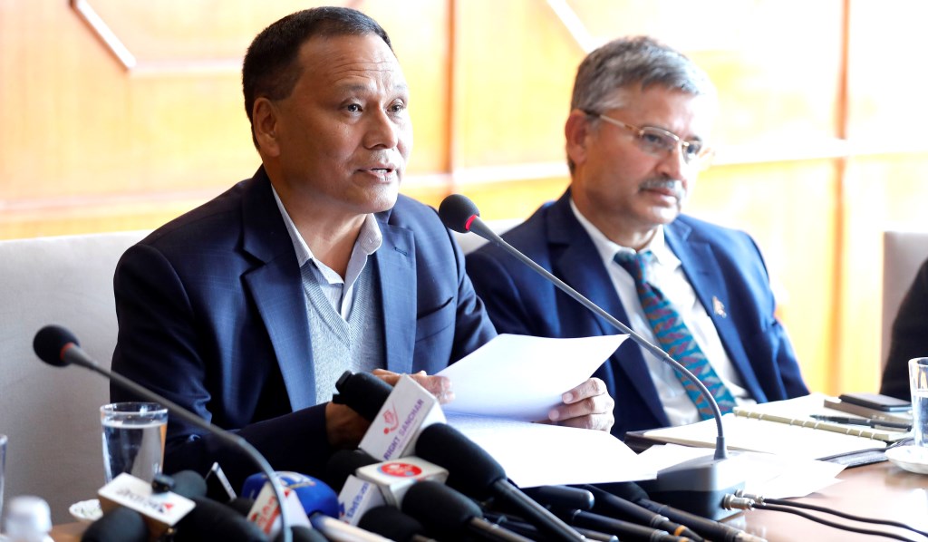 कुलमान घिसिङ