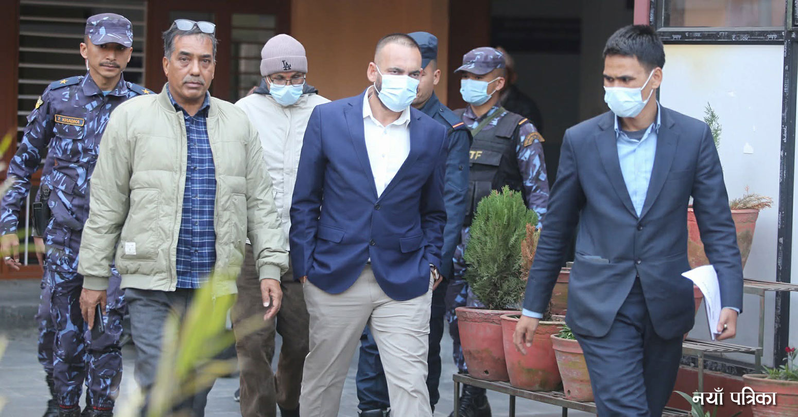 प्रदीप अधिकारी