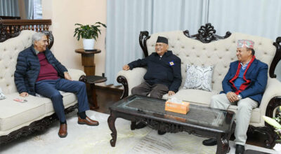 देउवा भेट्न दोस्रोपल्ट महाराजगञ्ज पुगे ओली