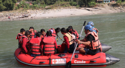 सुनकोशीमा ‘रबरबोट’