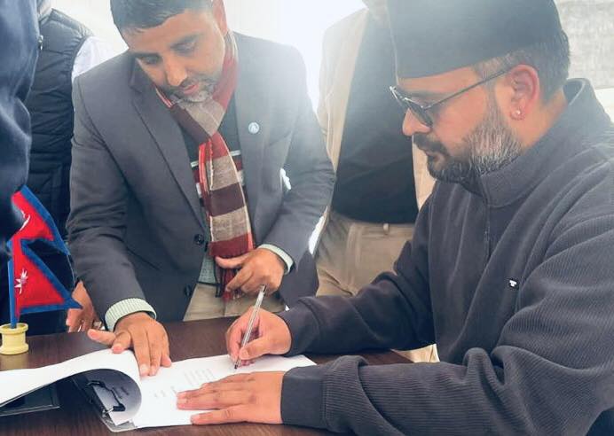 बालेनले गरे रास्वपाको वरिष्ठ नेताको पदभार ग्रहण