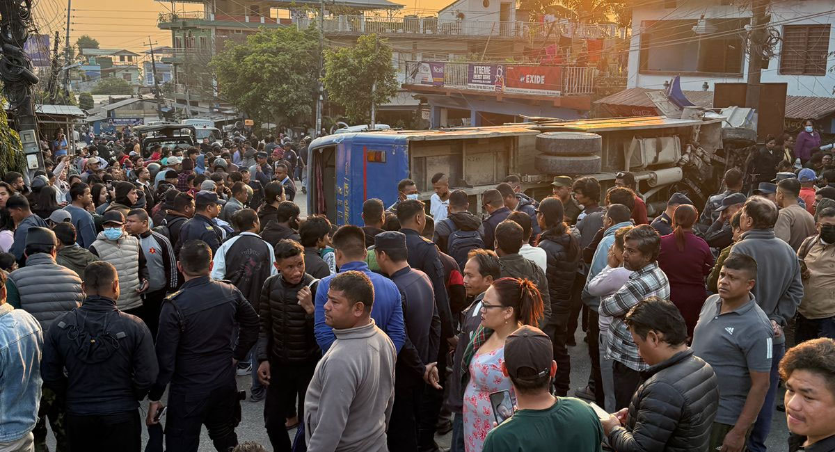 धरानमा बस दुर्घटना