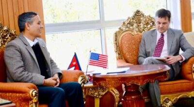 गृहमन्त्री अर्याल र अमेरिकी राजदूत अर्बमबीच शिष्टाचार भेट