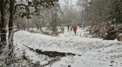 ताप्लेजुङको धार्मिकस्थल पाथीभरा क्षेत्रमा हिमपात