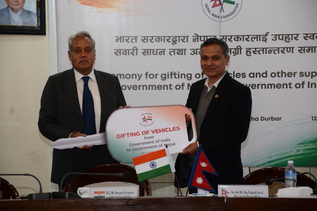 भारत सरकारद्वारा नेपाललाई सहयोग स्वरुप सवारीसाधान हस्तान्तरण