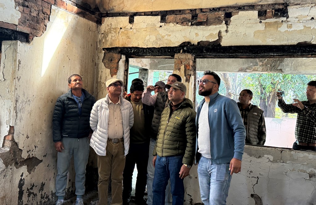 रमेश लेखक