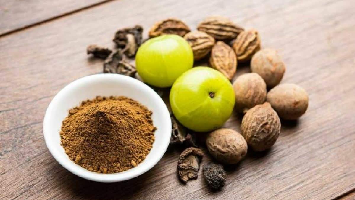 यस्ता छन् त्रिफला र अशोगन्धाको मिश्रण सेवन गर्नुका फाइदाहरु