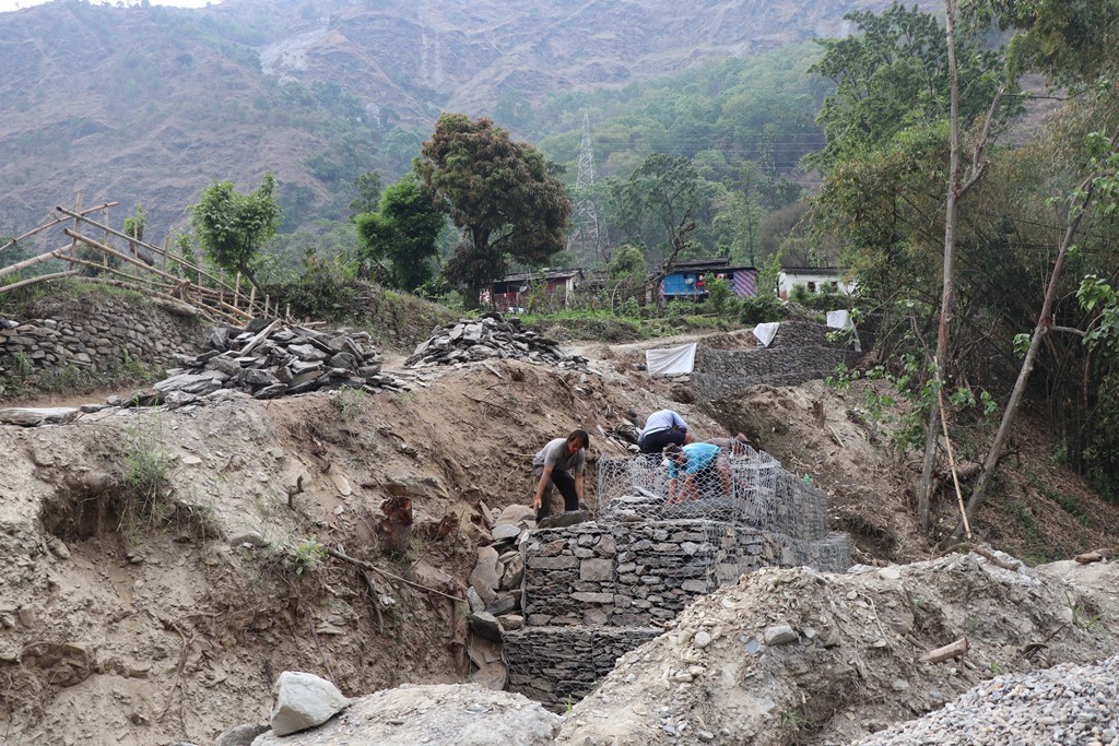 रणवाङ–दरुङ–हिदी सडक स्तरोन्नति थालियो