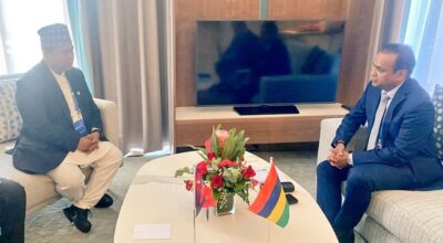 परराष्ट्रमन्त्रीसँग मरिसस र सिङ्गापुरका मन्त्रीहरूको भेट