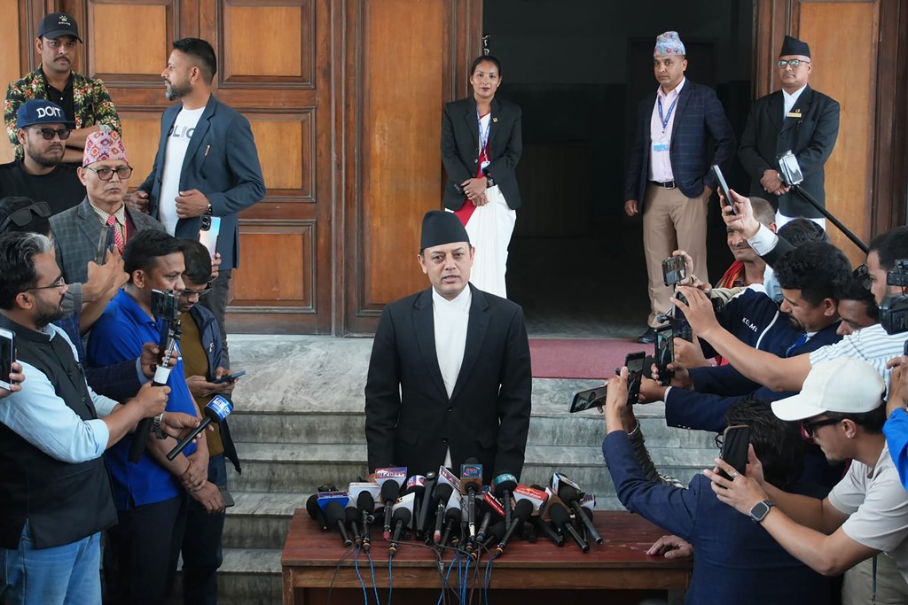 सभामुखमा रास्वपाका उपसभापति डीपी अर्याल निर्विरोध