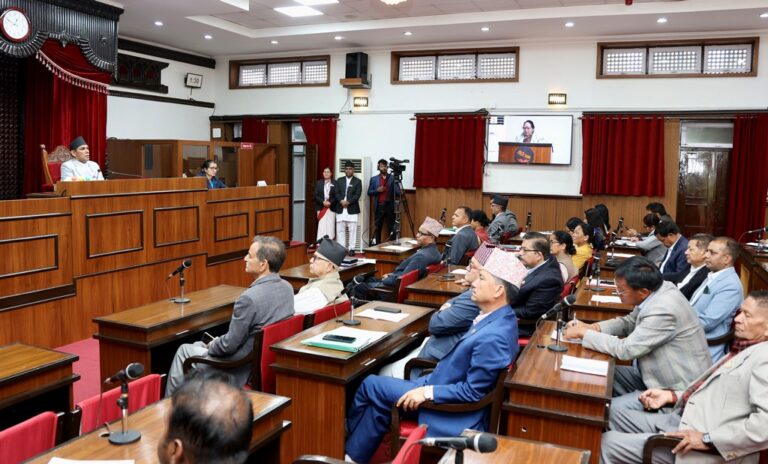 राष्ट्रियसभा बैठक