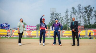 नेपालले स्कटल्याण्डविरुद्ध पहिले बलिङ गर्दै