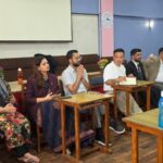 गृहमन्त्रीसहित ६ जना मन्त्रीहरू खरिपाटीको होल्डिङ सेन्टरको अवलोकनमा