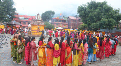 नारायण मन्दिरमा बिहानैदेखि भक्तजनको घुइँचो