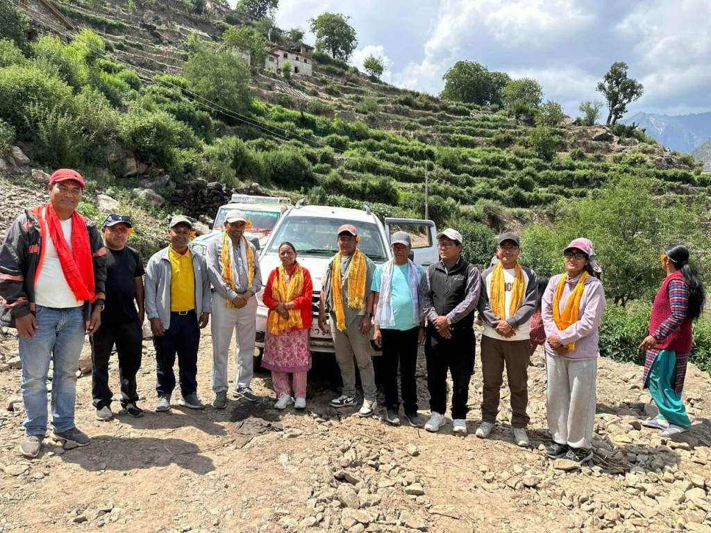 हुम्लाको स्याँडामा पुग्यो गाडी
