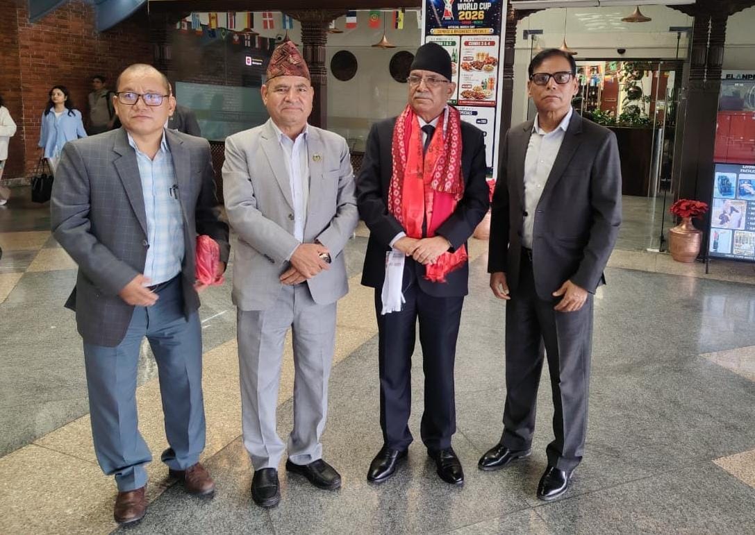 नेकपा संयोजक प्रचण्ड स्वदेश फिर्ता