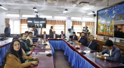 सर्वदलीय बैठक जारी