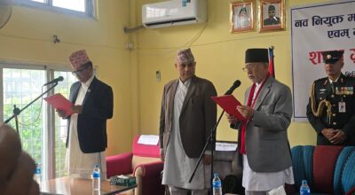 सुदूरपश्चिम प्रदेशका नवनियुक्त मुख्यमन्त्री खगराज भट्टले लिए शपथ
