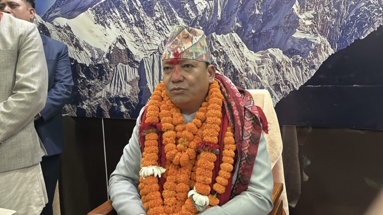 किरण थापा