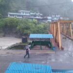 मोदी खोलामा बाढी, अन्नपूर्ण मन्दिरका पुजारीसहित तीन जना जोखिममा