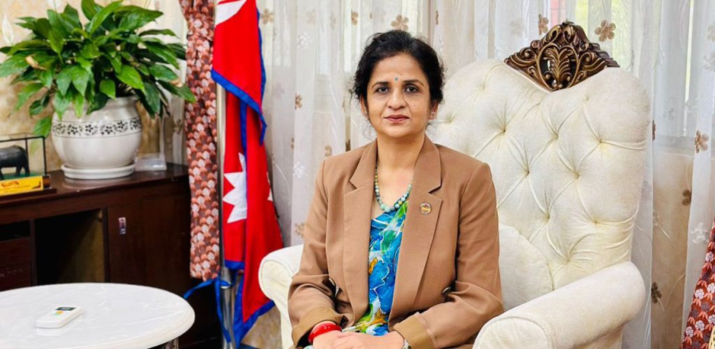 उद्योगमन्त्री यादवले दिइन् राजीनामा