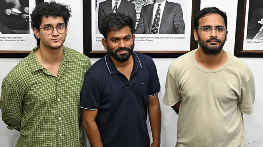 कक्रोच जनता पार्टीका दिपके, दास र रांका प्रहरीको नियन्त्रणमा